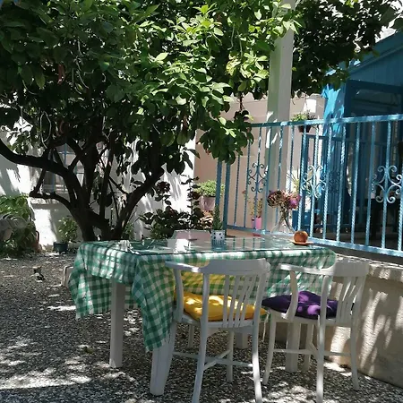 Nano Hotel